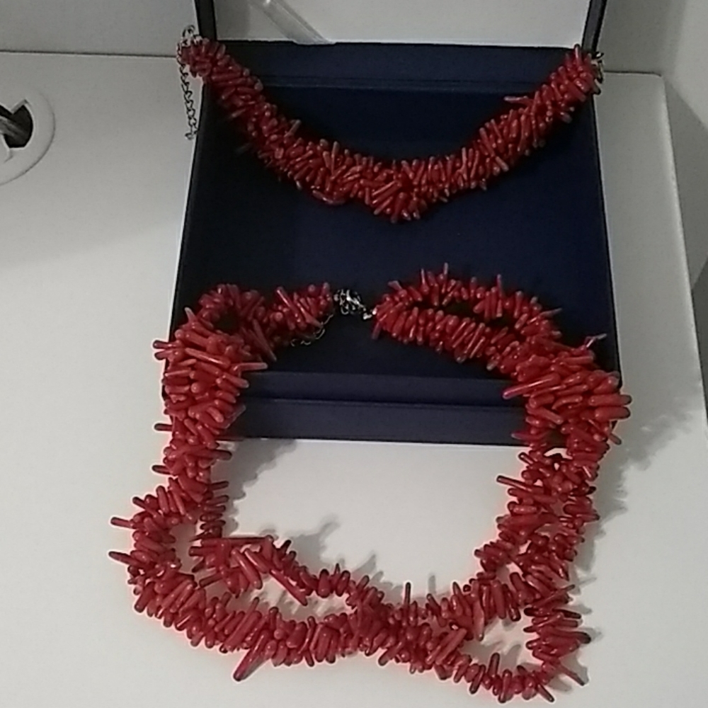 Red coral necklace and bracelet set
